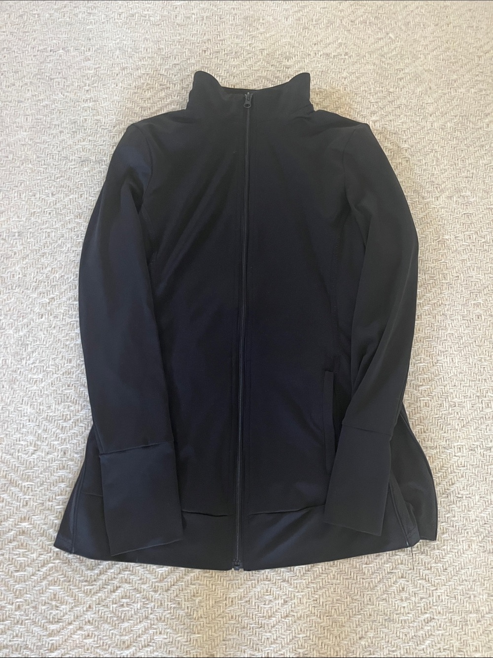 Like new maternity zip up top